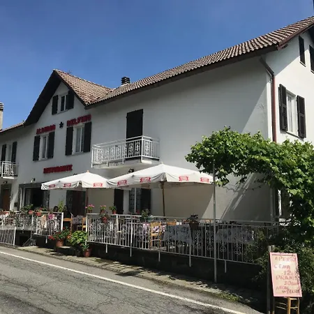 Hotell Delfino San Pietro d'Olba